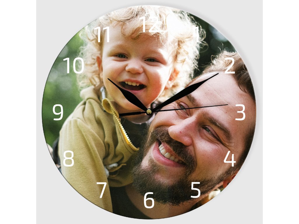 Hodiny s vlasní fotkou - táta s dítětem